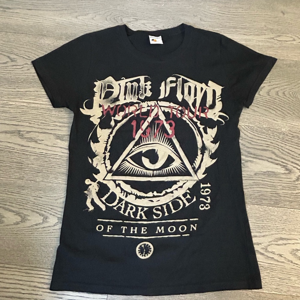 Pink Floyd graphic T